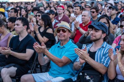 Otro de los hitos de la jornada fue la participación de los 70 integrantes de la Orquesta Sinfónica Estudiantil Metropolitana y los 40 miembros del Coro de Estudiantes de la Fundación de Orquestas Juveniles e Infantiles (FOJI).